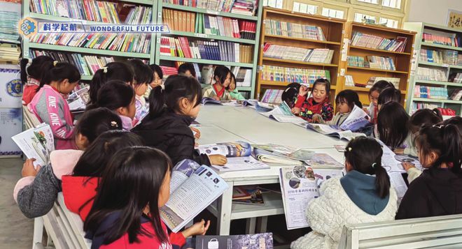 在这里我们看到了知识的力量——中航气弹簧爱心助力乡村学子科学素养提升(图1)