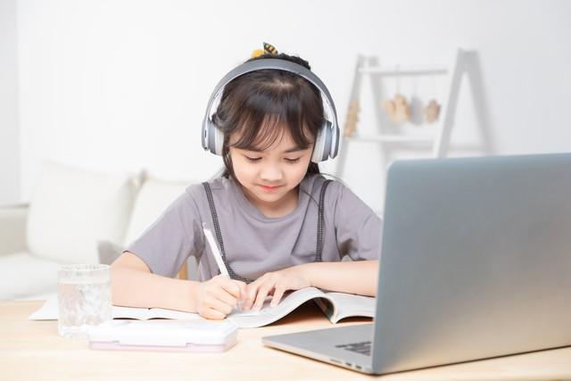 天才！女孩自制计算器租给同学一天赚20多元网友：要重点培养！(图7)