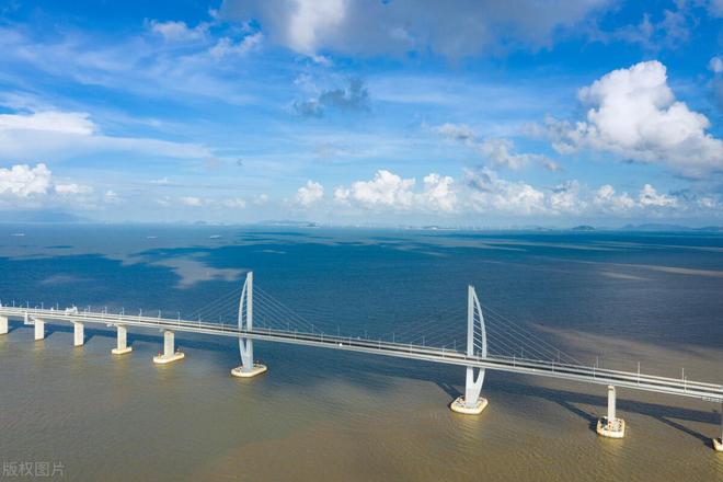 中国最逆天的9条天路你去过哪条？(图9)