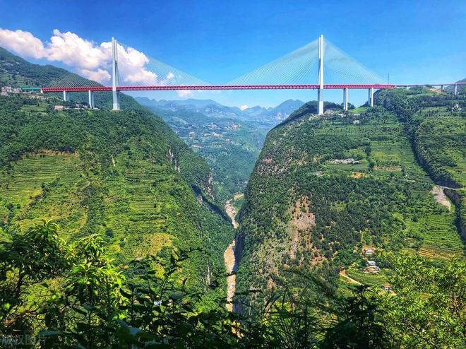 中国最逆天的9条天路你去过哪条？(图12)