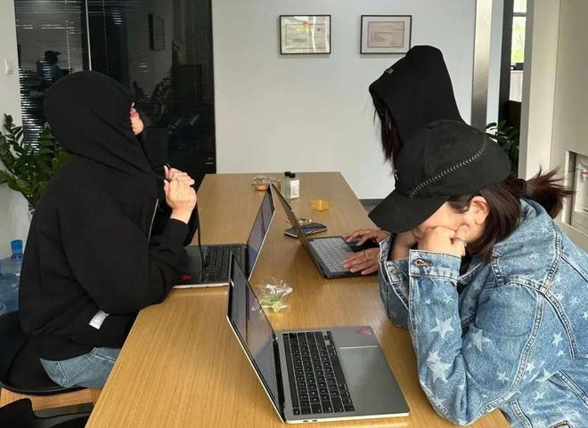 一年只有这个机会发这篇(图2)