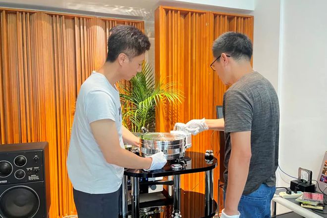 【推荐】德国实丽AcousticSolid次旗舰型号Solid733参考级精密黑胶唱盘套装(图6)