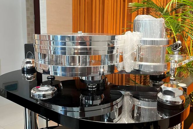 【推荐】德国实丽AcousticSolid次旗舰型号Solid733参考级精密黑胶唱盘套装(图7)