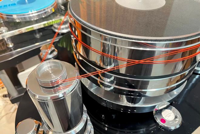 【推荐】德国实丽AcousticSolid次旗舰型号Solid733参考级精密黑胶唱盘套装(图14)