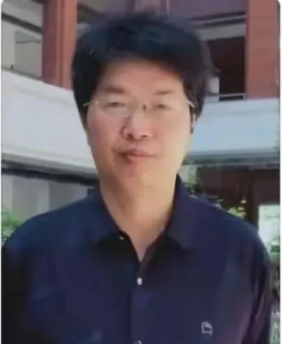 烧饼惹祸后续：高中生暴揍校长后自主退学副校长表情耐人寻味(图13)