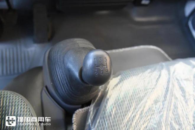 探秘庆铃五十铃新100P：轻卡界的“常青树”如何在新时代再绽光芒(图11)