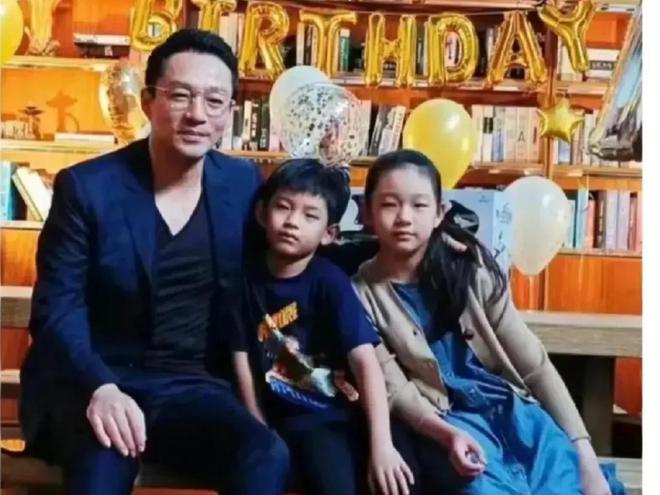 汪小菲已经拿到孩子护照和台胞证和马筱梅飞回北京联系新学校(图9)