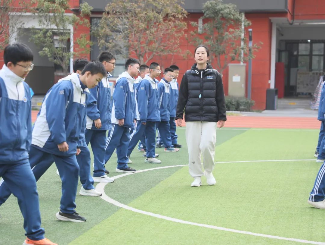 西安市航天城第三初级中学举行新教师成长汇报课(图17)
