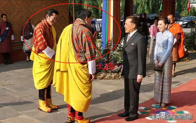 泰王夫妇不丹晚宴好隆重！4位王母亲临接待王后肩戴天鹅成亮点(图5)