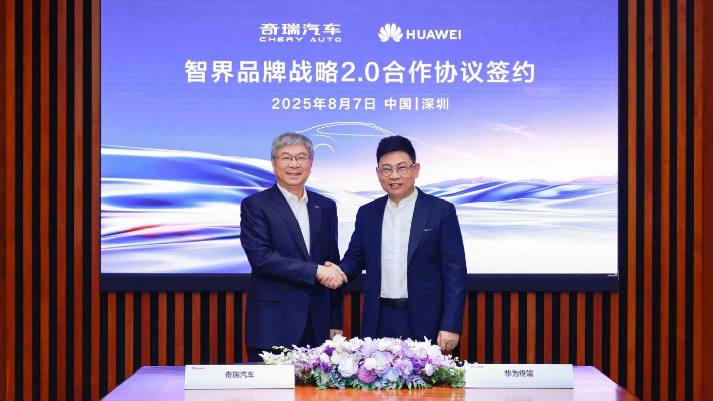 奔驰开始反击国产车华为开始升级谁的胜算更大？(图17)