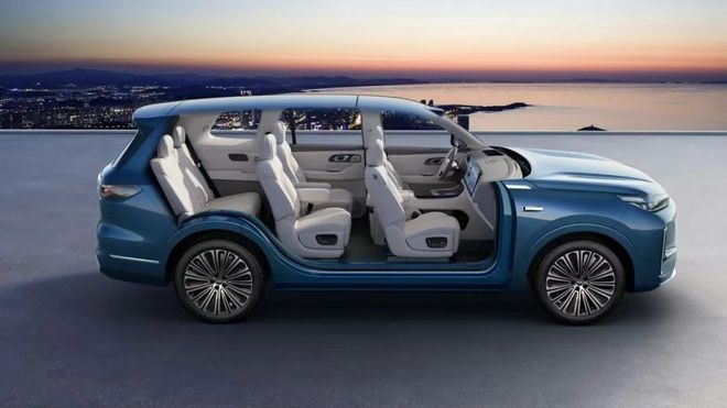 吉利终极“大杀器”入场19万让你买上大六座“9”系选手(图2)