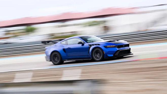 福特MustangGTD：要不是为了合法上路我还能更快(图22)
