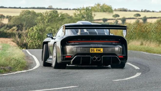 RMLGTHypercar：合法上路的907匹911TurboS极限压榨(图15)