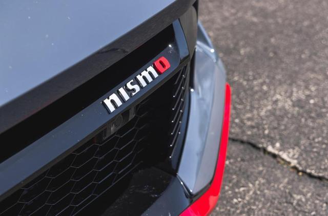 日产ZNismo引入国内海外评价一般?2009年的老平台(图2)