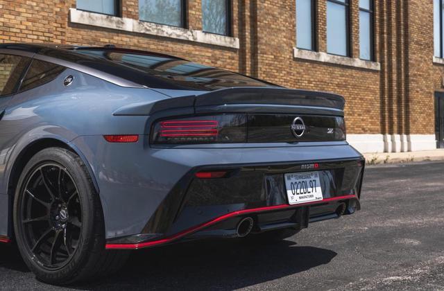 日产ZNismo引入国内海外评价一般?2009年的老平台(图8)