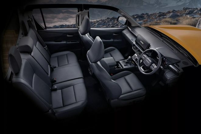 丰田发布全新Hilux外观升级还有双电机纯电版可选酷乐汽车(图13)