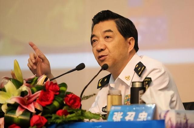 局座张召忠被福建舰忽悠了还是它用福建舰彻底忽悠了美国？(图1)