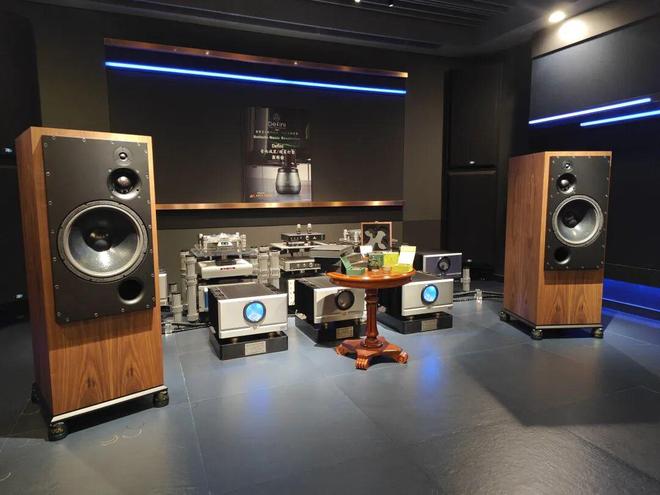 专利的机械解耦技术——力高音响举行Defini减震避震钉垫产品发布会(图5)