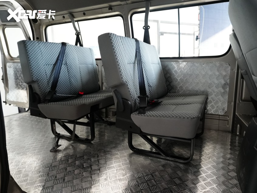 【爱咖号】探店金杯海狮王2026款：能否重新定义轻客体验？(图7)