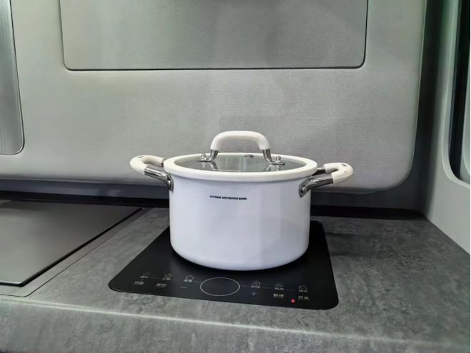 满载百公里氢耗71kg 来自“未来”的海珀特H49牵引车(图11)