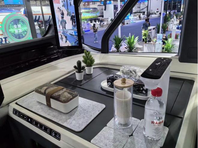 满载百公里氢耗71kg 来自“未来”的海珀特H49牵引车(图12)