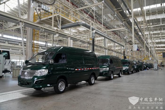 金旅600辆纯电物流车批量交付助力中国邮政绿色转型(图3)