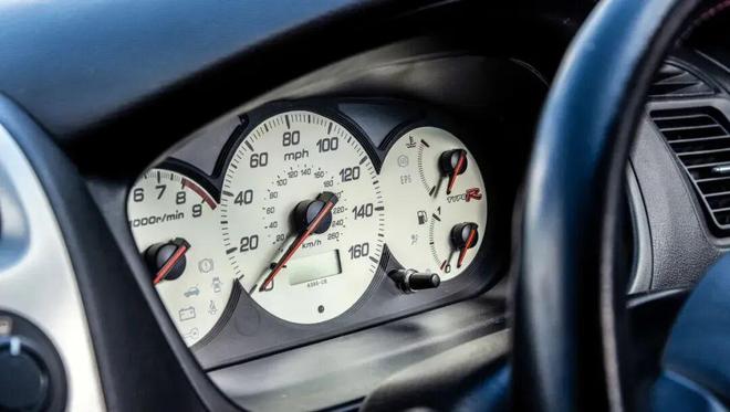 本田思域EP3TypeR被人遗忘在角落的性能家轿(图9)