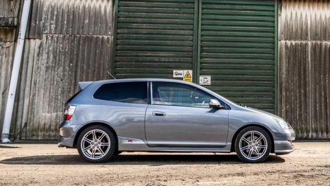 本田思域EP3TypeR被人遗忘在角落的性能家轿(图5)