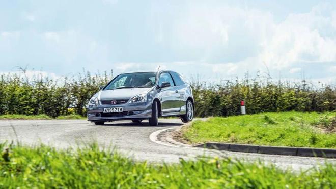 本田思域EP3TypeR被人遗忘在角落的性能家轿(图4)