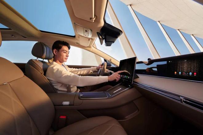 大呼过瘾的科技感知才是新时代豪华 30万级坐拥新款享界S9(图6)