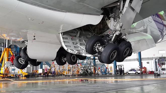 飞机起降系统非线性动力学稳定性研究与多参数耦合的摆振行为分析(图11)