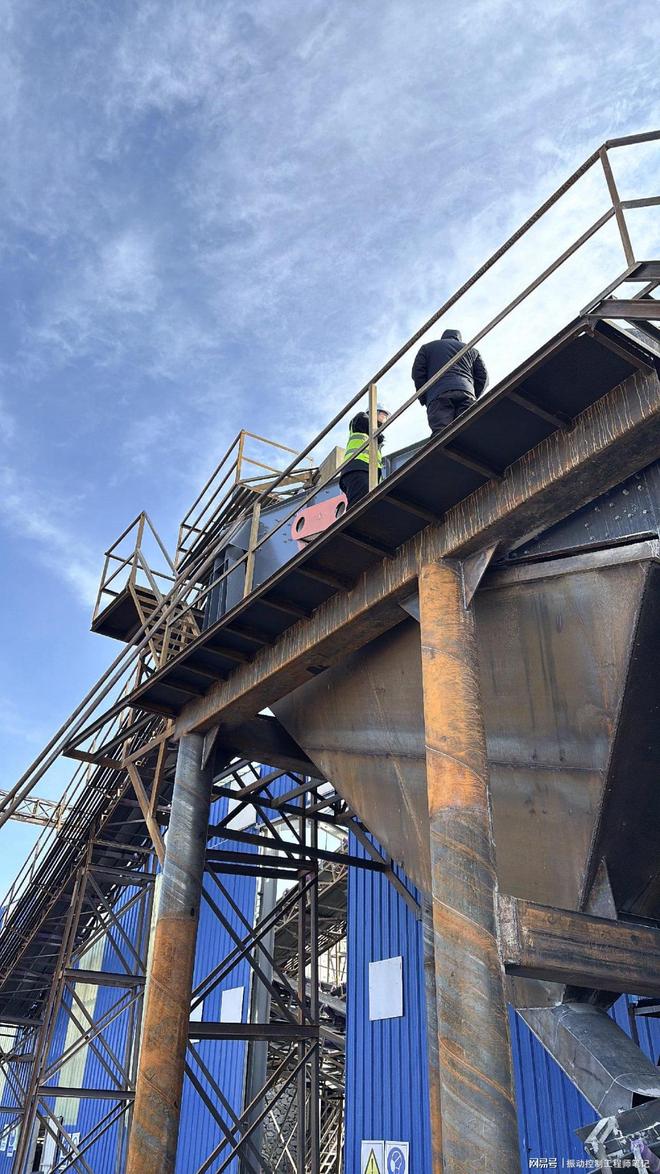 拒绝纸上谈兵！破碎机振动治理实测有效的定制化方案(图1)