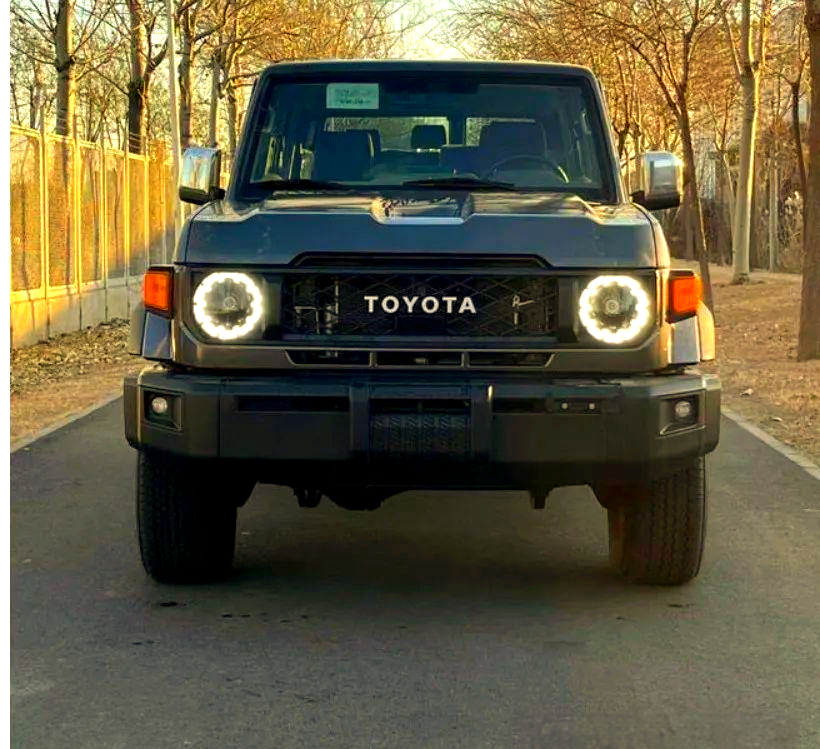 平行进口25款丰田酷路泽LC76满配梅花等天津港现车来了(图3)